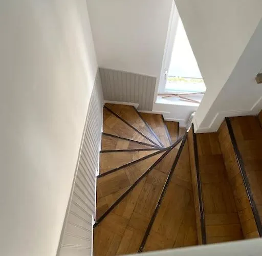 Maison Pin Prenelle Classe 아파트 *