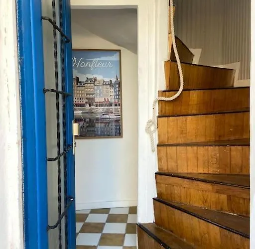 Maison Pin Prenelle Classe 아파트 *